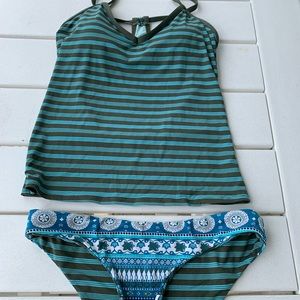Carve tankini